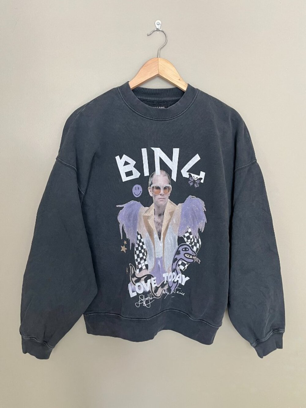 Anine Bing Elton John Graphic Crewneck Sweatshirt Washed Black Size XS